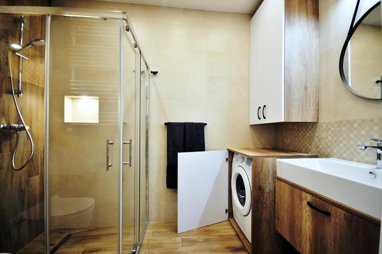 Apartament Za Swierkami 6 Osob , 3 Pokoje Kołobrzeg Kültér fotó